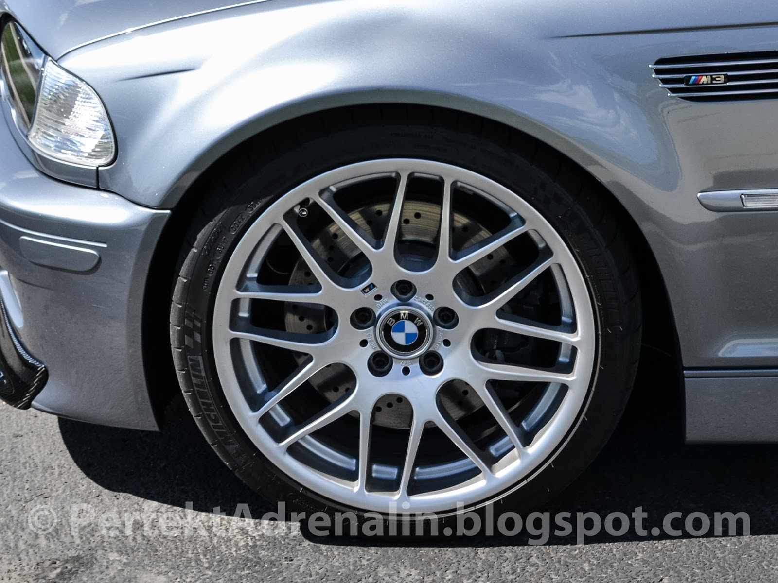 PerfektAdrenalin BMW E46 M3 Competition (ZCP) 19" Wheels