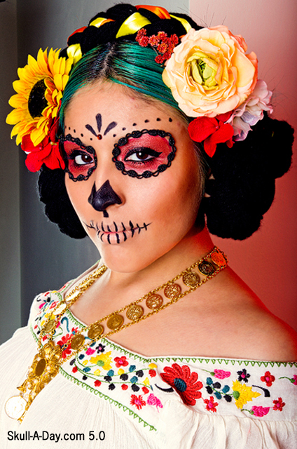  to my home with a make up for D a de los Muertos or a Candy Skull