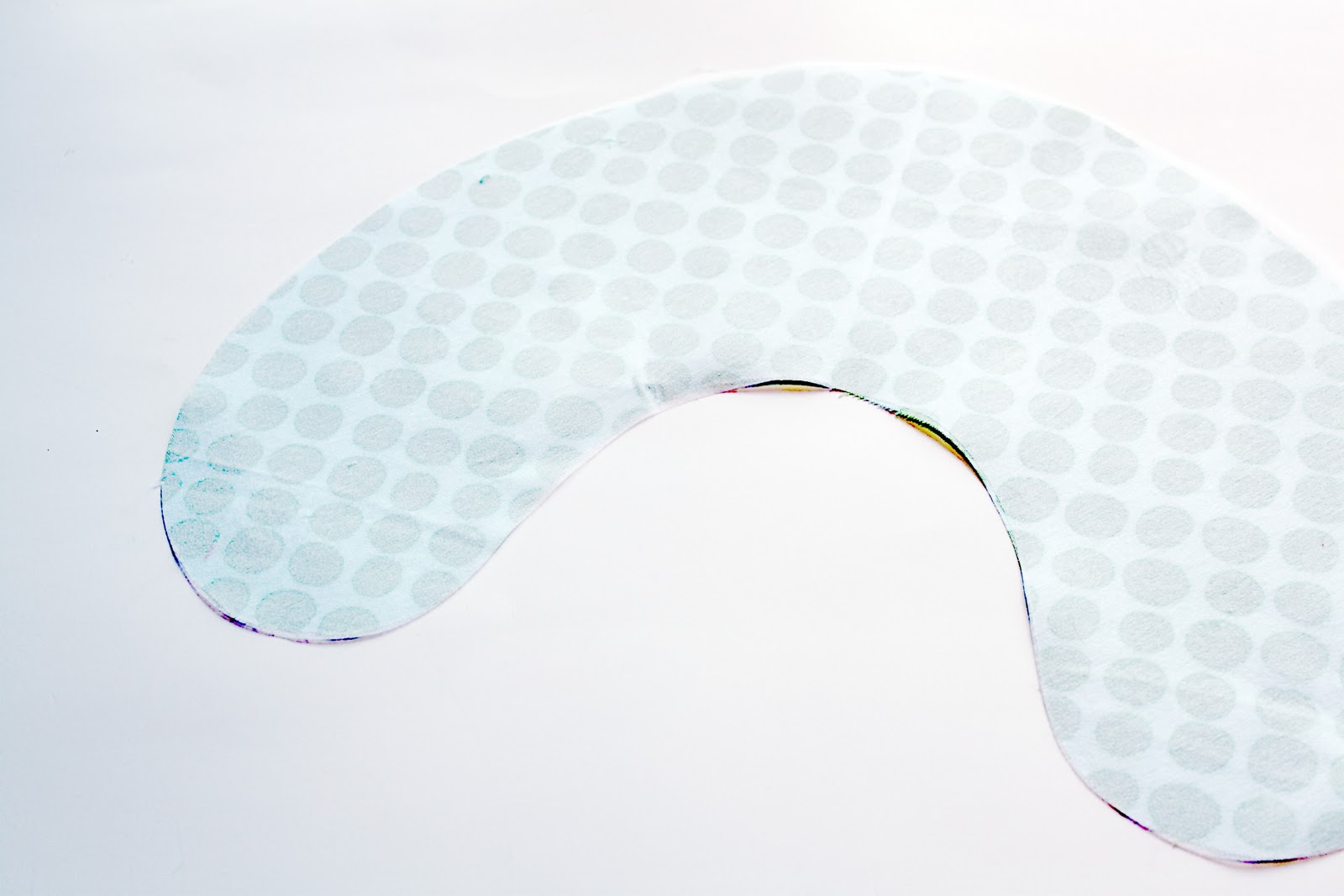 Patchwork Travel Neck Pillow Pattern & Tutorial The Cottage Mama