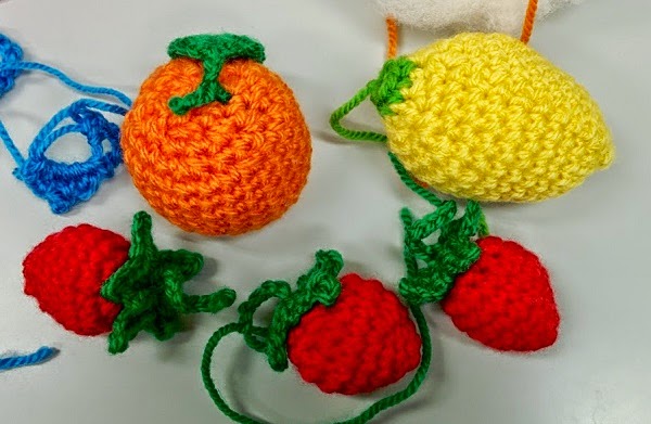 かぎ編み教室 クロッシェ ジャパン Crochet Japan ブログ イチゴ レモン みかんの果物のあみぐるみ