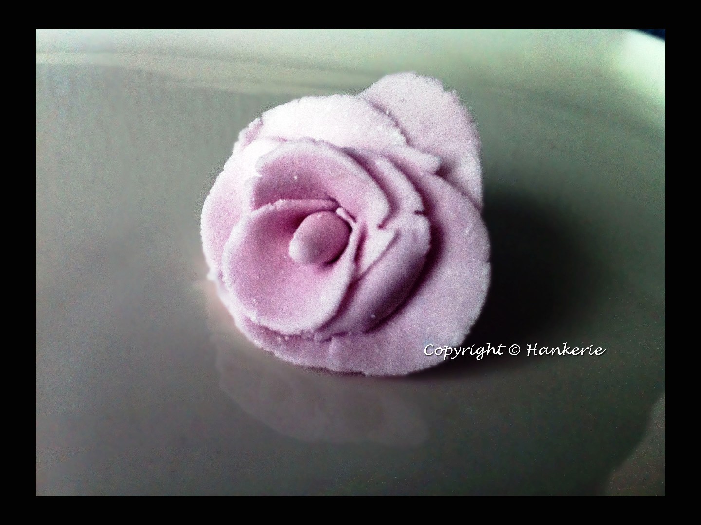 {Edible Sugar Flower} Purple Roses Hankerie