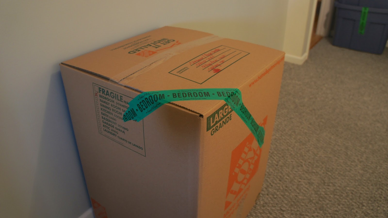 Food. Fashion. Home. Moving? Tips for Packing Up Your Home