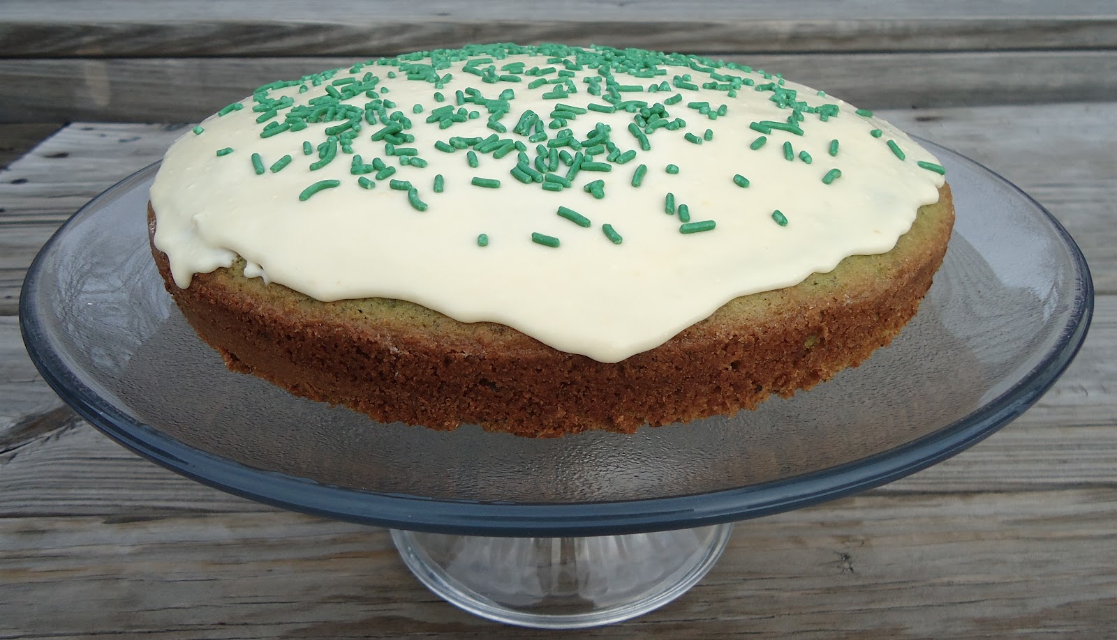 Eat, Run, Read Cake of the Week Green Tea Cake with Vanilla Glaze