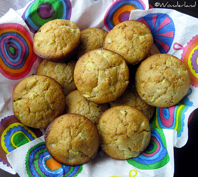 apple jam & apple cinnamon muffins