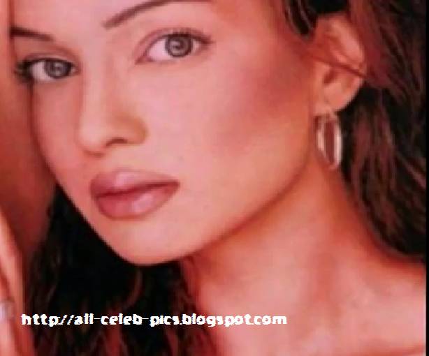 In Focus Pakistani Models Hot Actress Attractive Face Amna Haq Best Online