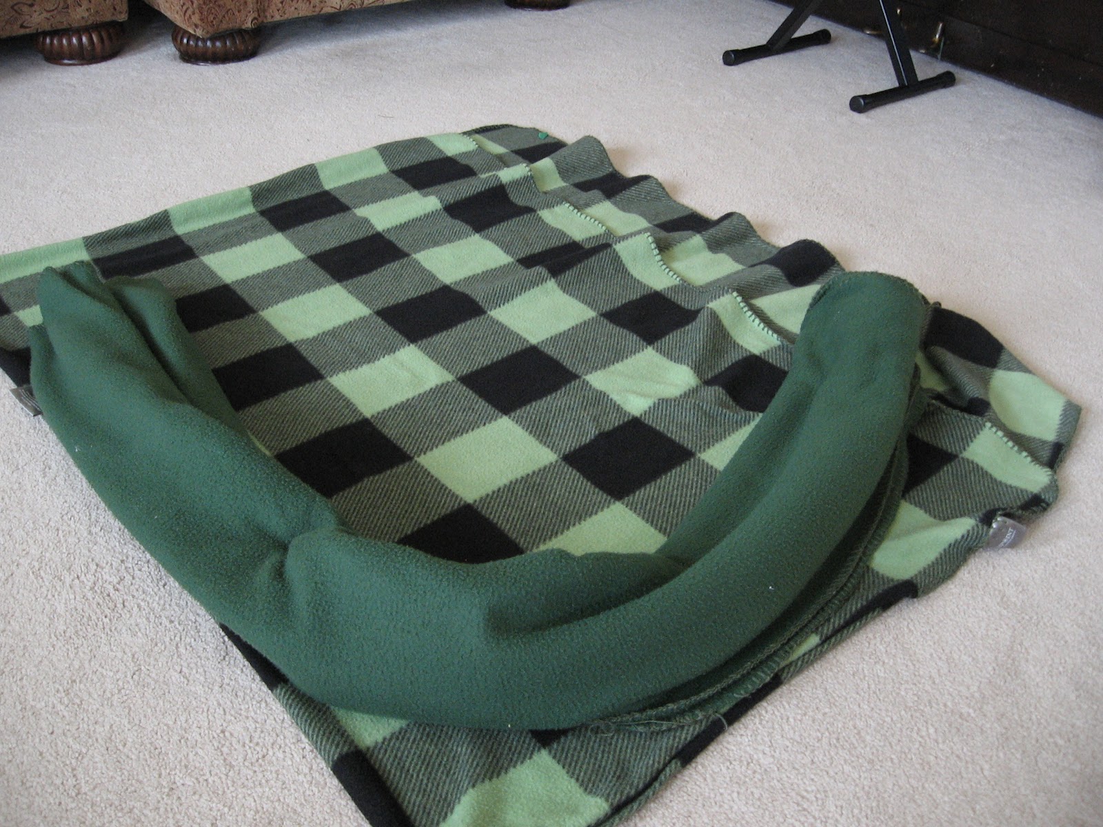 Almost Unschoolers Blanket "Nest"