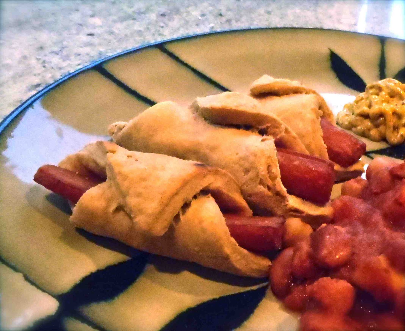 RVegan Home Cookin' "Pigs" in a Blanket