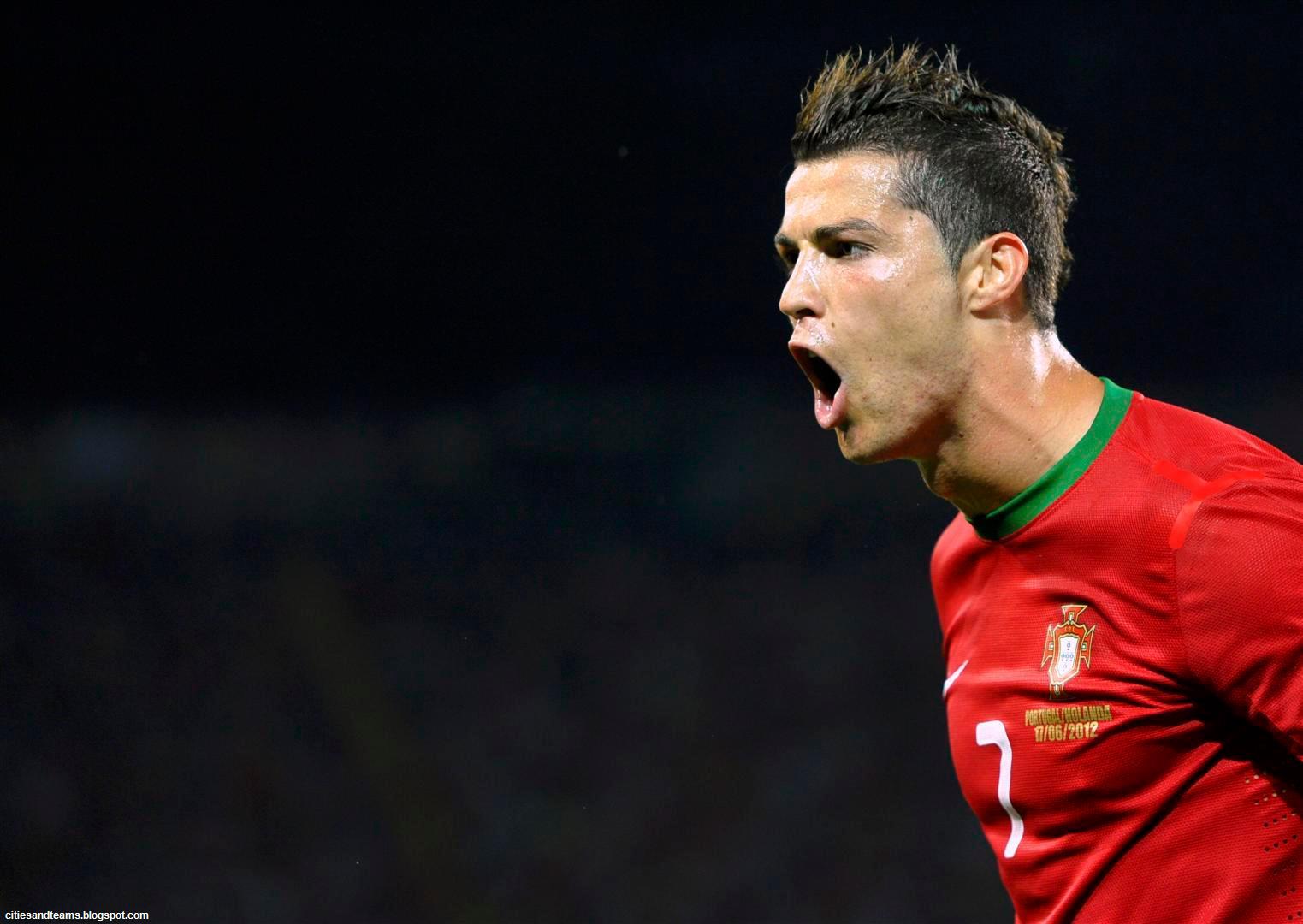 http://3.bp.blogspot.com/-6floXzvYAm4/T999kSsgxYI/AAAAAAAAGjY/IfRm2-fVjRA/s1600/Cristiano_Ronaldo_The_Hero_Of_Portugal_Euro_2012_Hd_Des