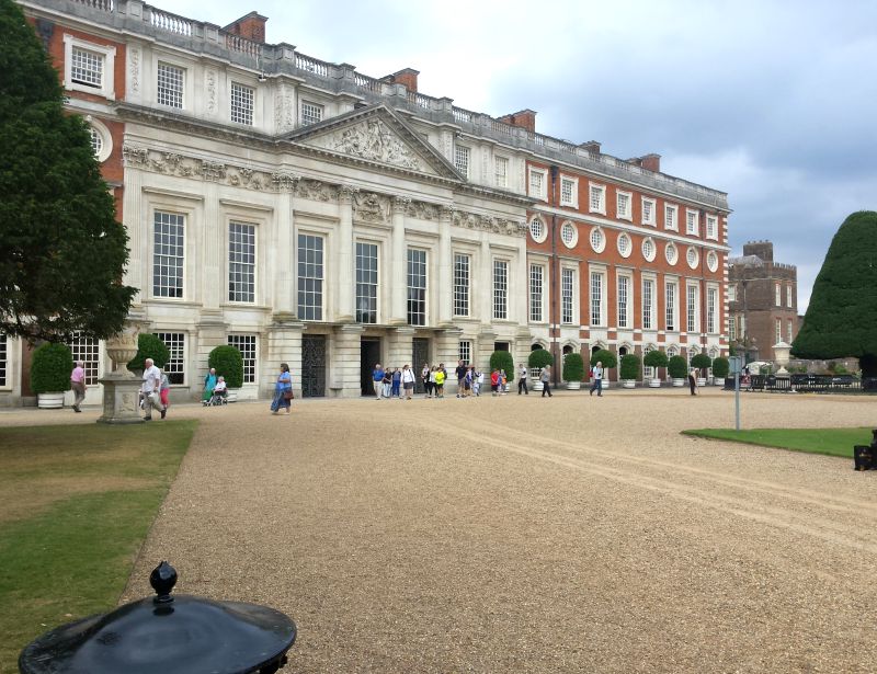 Follow the White Bunny Two days at the Royal School of Needlework