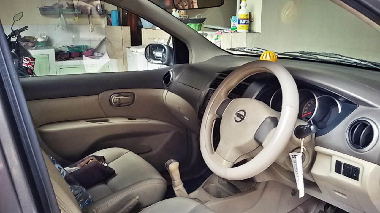 HD Travel Blitar ( sewa mobil / rent car / carter )