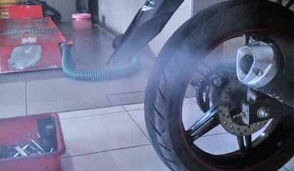 Penyebab dan Tips Mengatasi Knalpot Motor Injeksi Ngebul Penyebab dan Tips Mengatasi Knalpot Motor Injeksi Ngebul