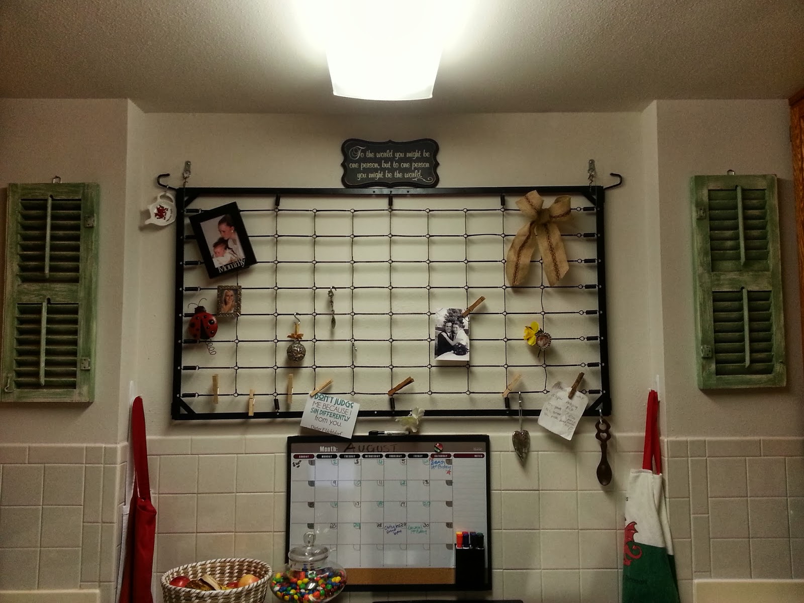 Freckles 'n' Family Repurpose Old Crib Spring