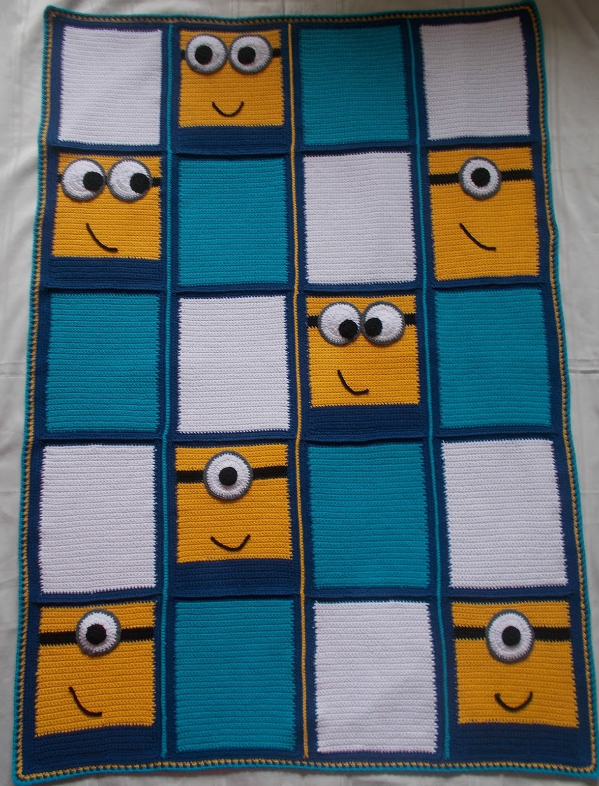My places Minion Blanket, crochet instructions, pattern updated!