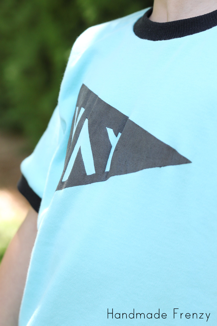 TUTORIAL: YAY Banner Tee - The Fashionable Type