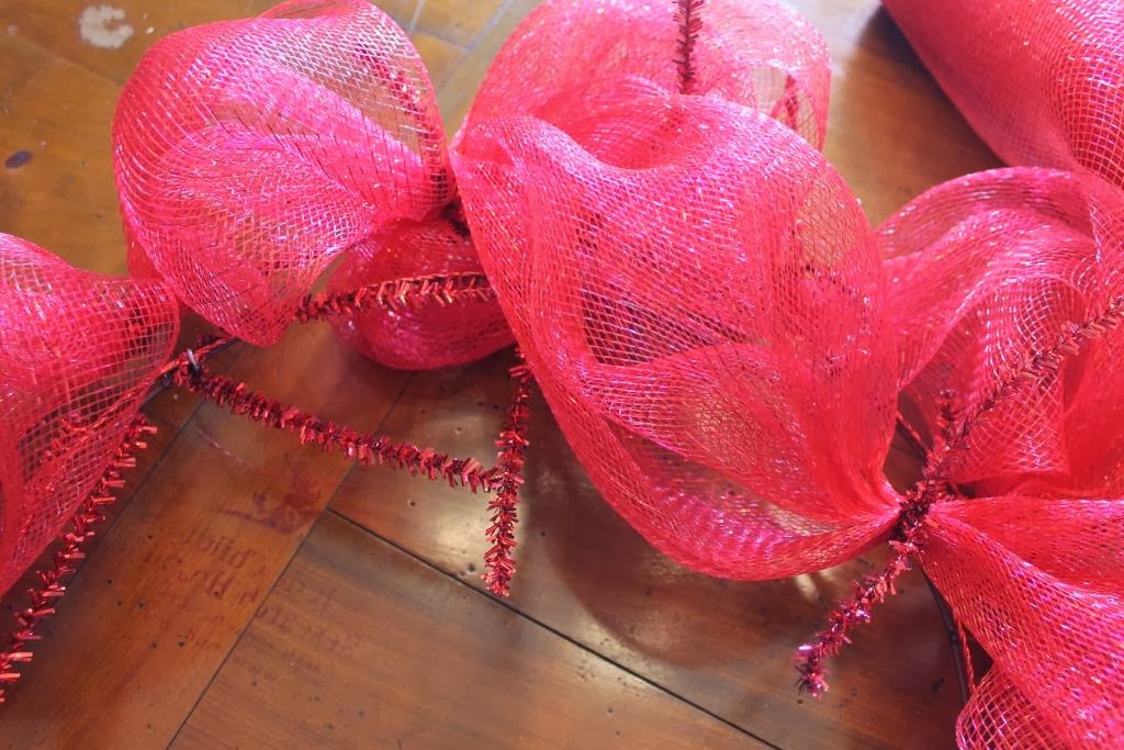 Make A Christmas Mesh Wreath Miss Kopy Kat