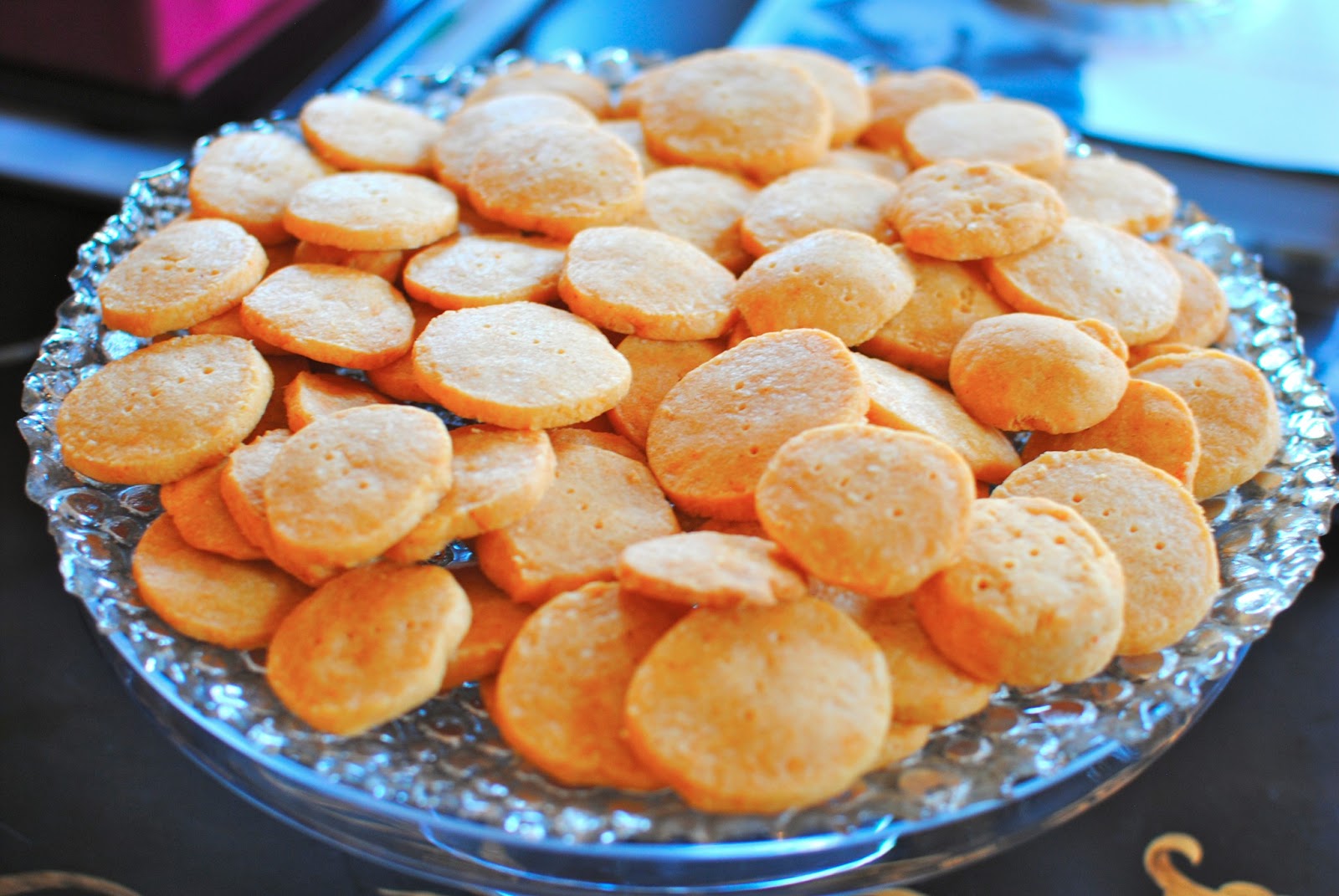 Southern Cheese Crackers Sparkle & Stir