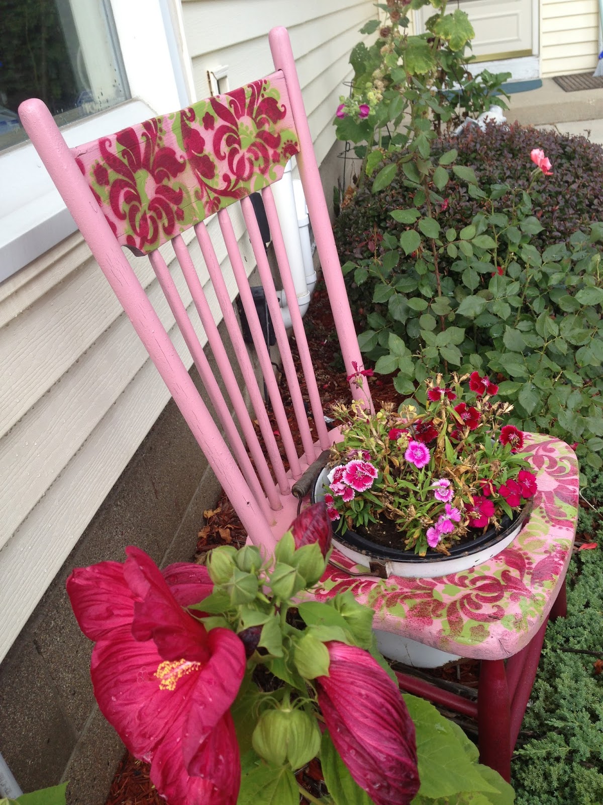 Patti's Creations Repurposed Garden Chair