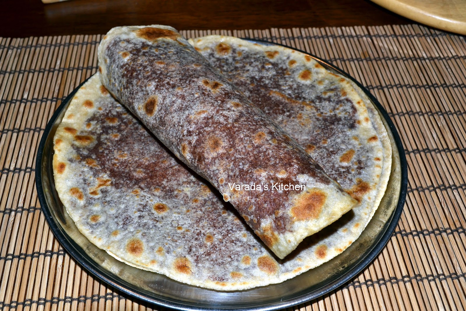 Varada's Kitchen Lesu (Mandua Roti / Finger Millet roti)