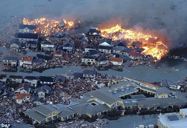 japan tsunami and earthquake. hot Japan tsunami and