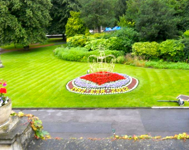 bath gardens decorated for jubilee