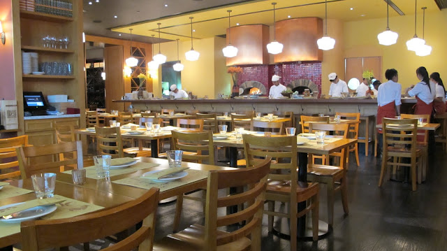 Empty Osteria Mozza which no doubt will be filled in the evening.