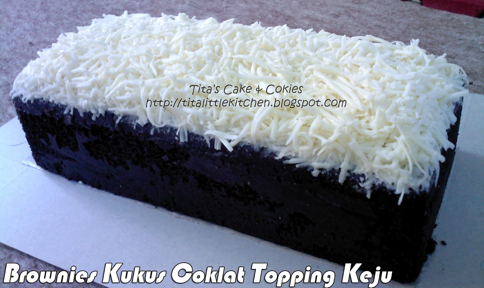 Tita's Little Kitchen Brownies Kukus Coklat Topping Keju