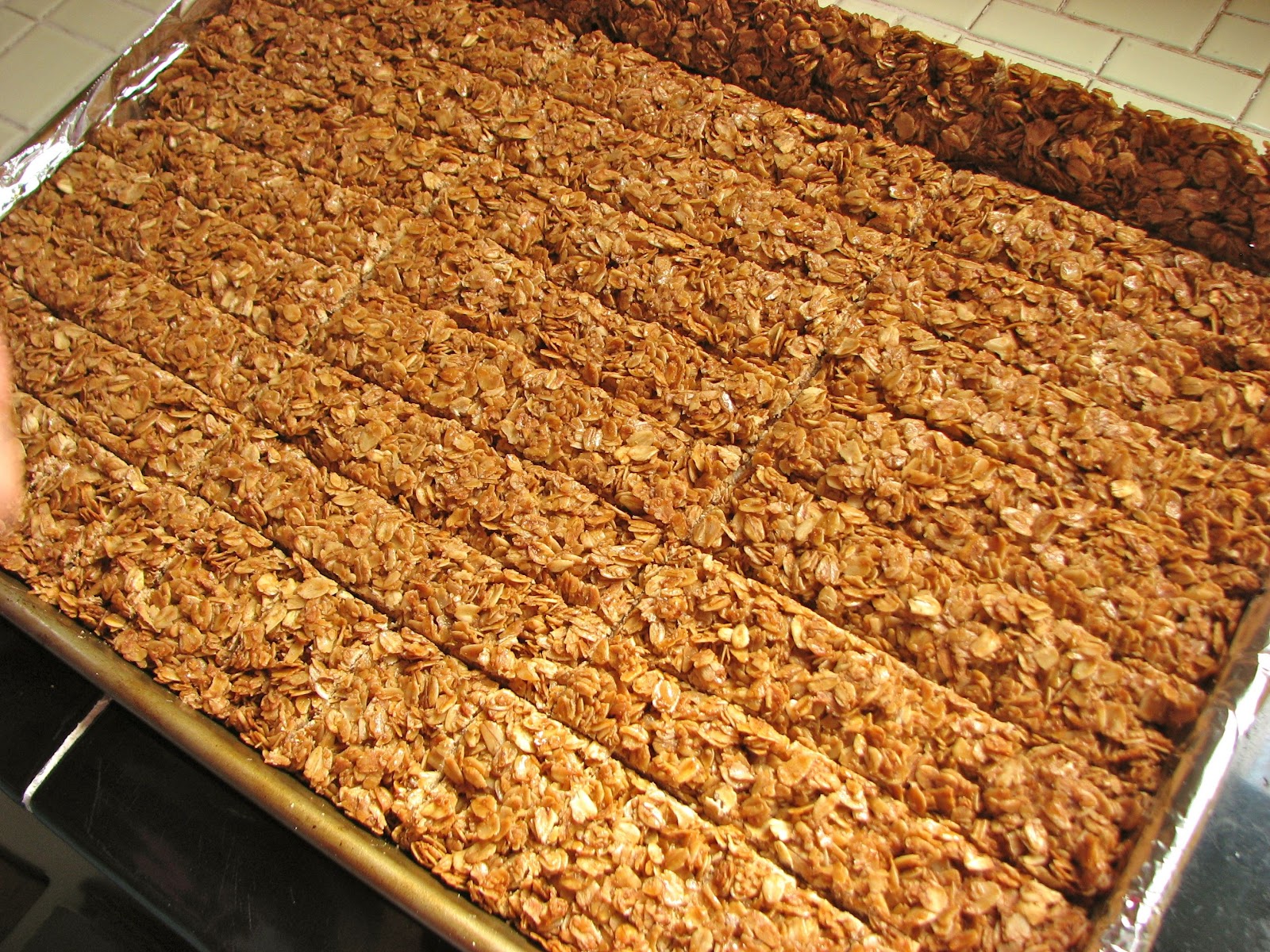 Delectably Mine Crunchy Granola Bars