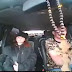 شاهد: سرقة سيارة أجرة بطريقة عنيفة في روسيا 