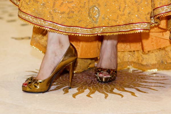 ethnic indian wedding shoes
