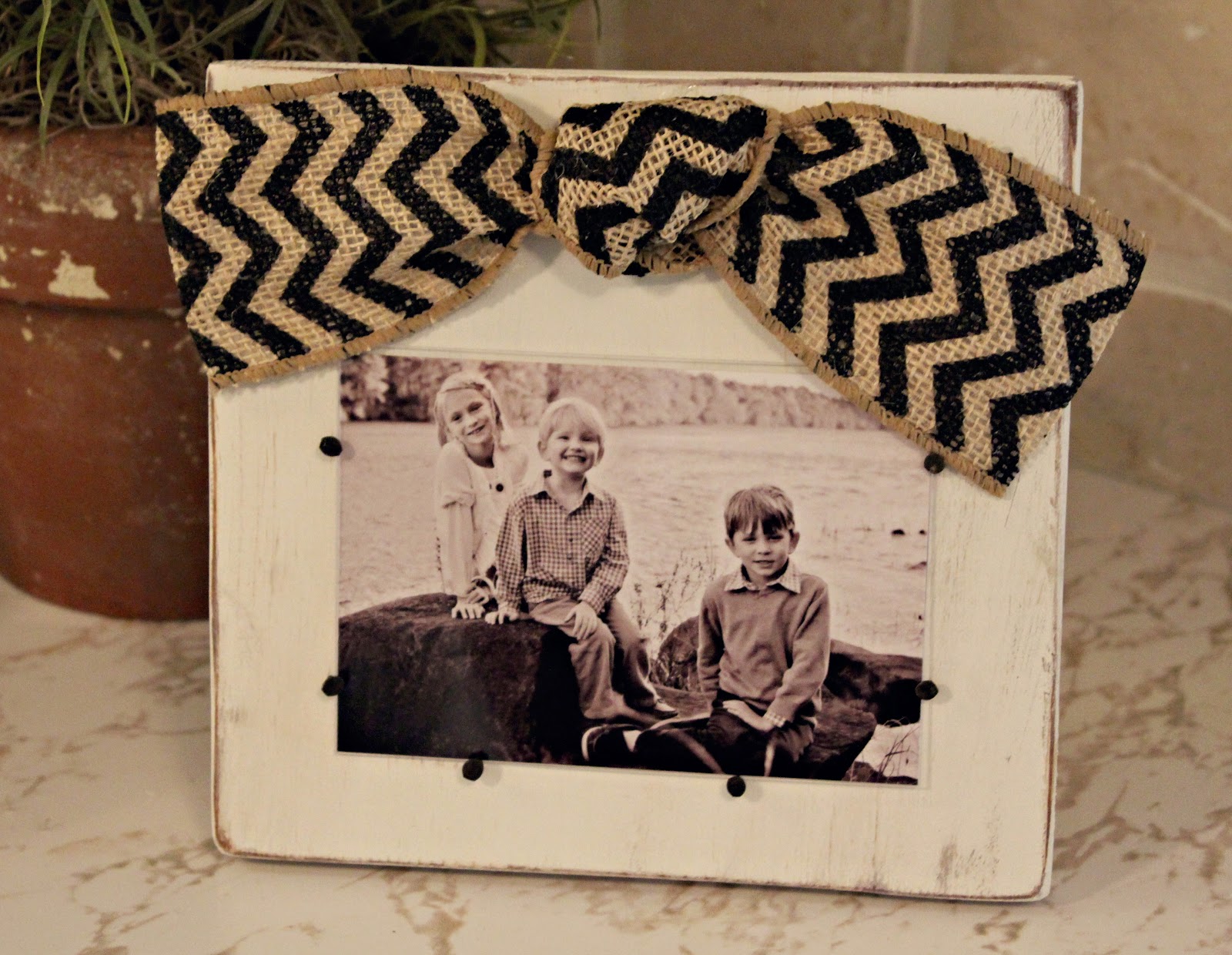 The Butlers: Wooden Frame Tutorial