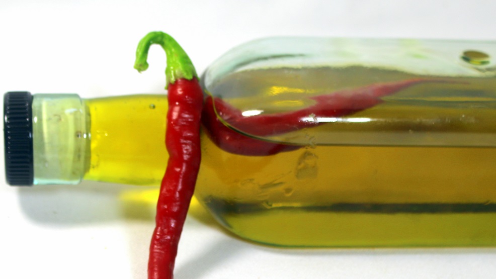 52 Ways to Cook HOT Pepper Oil DIY Infused Oil