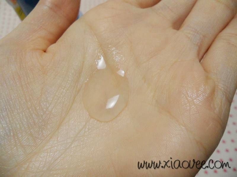 Xiao Vee Indonesian Beauty Blogger Hada Labo Gokujyun Lotion [review]