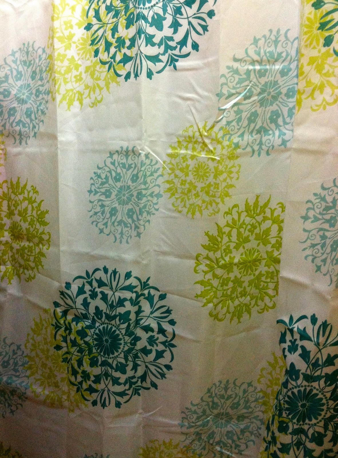 How I Made a NoSew Sink Skirt in 5 Easy Steps