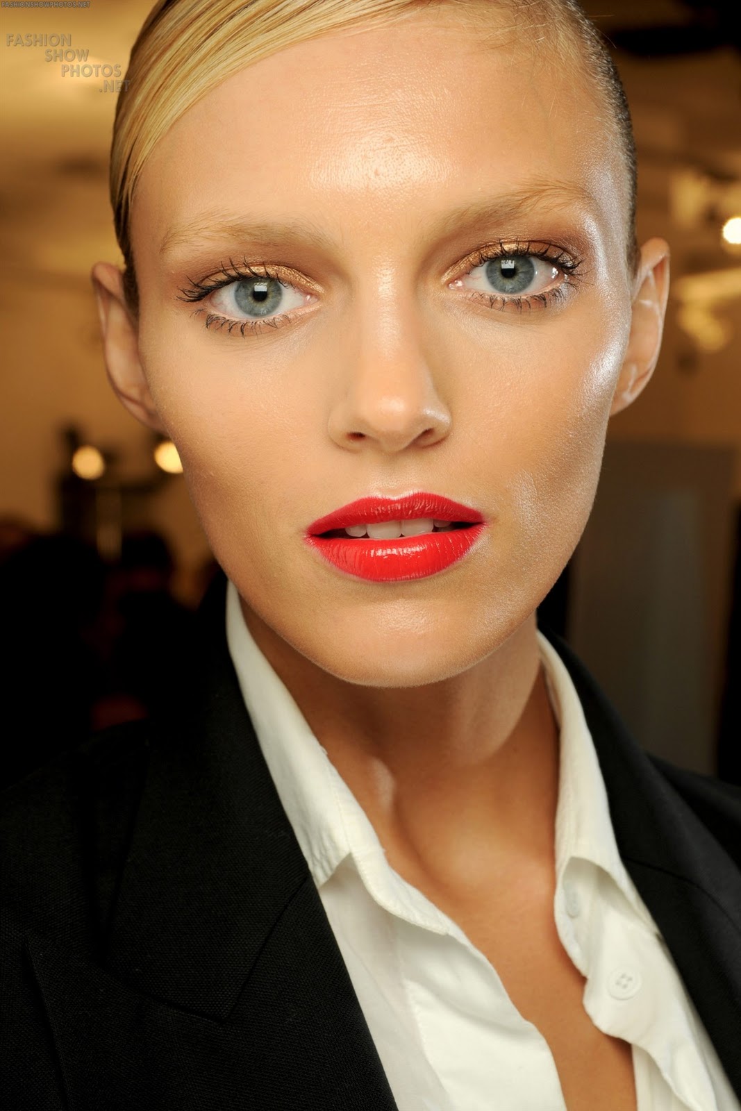 http://3.bp.blogspot.com/-6tEx2g62ZSs/TWDSegl0qsI/AAAAAAAAJKw/HcH4Onjb1sg/s1600/Gucci+SS+2011+%252821%2529.jpg