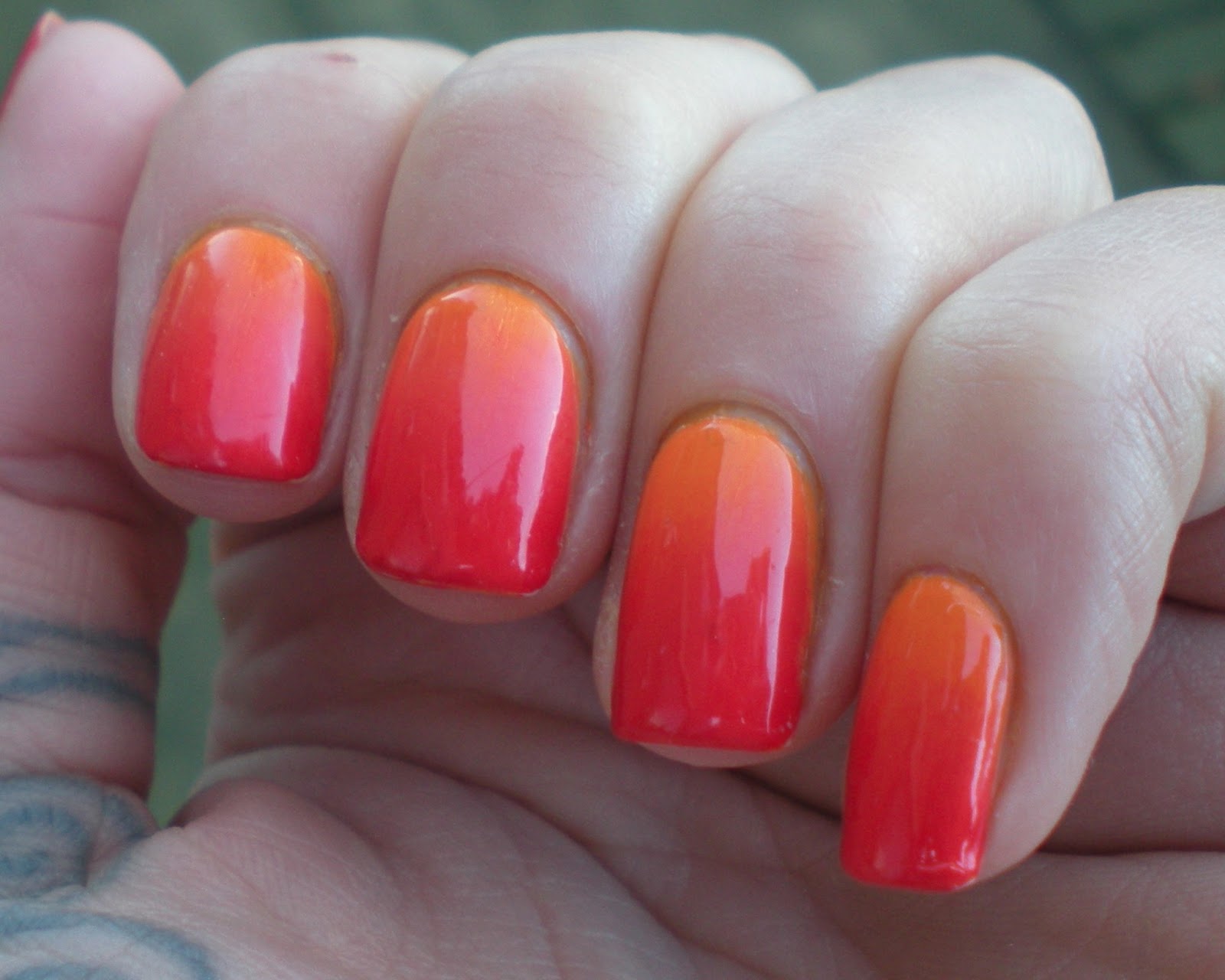 AAH nails! Tequila Sunrise!