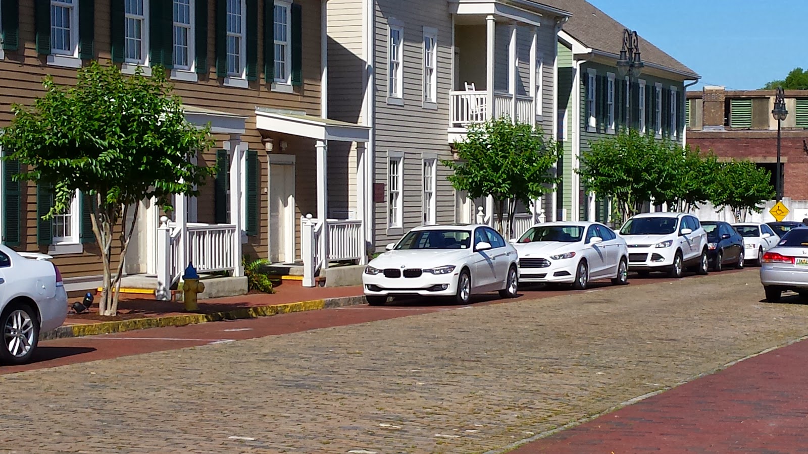 The HappiTraveler Residence Inn Savannah Downtown/Historic District