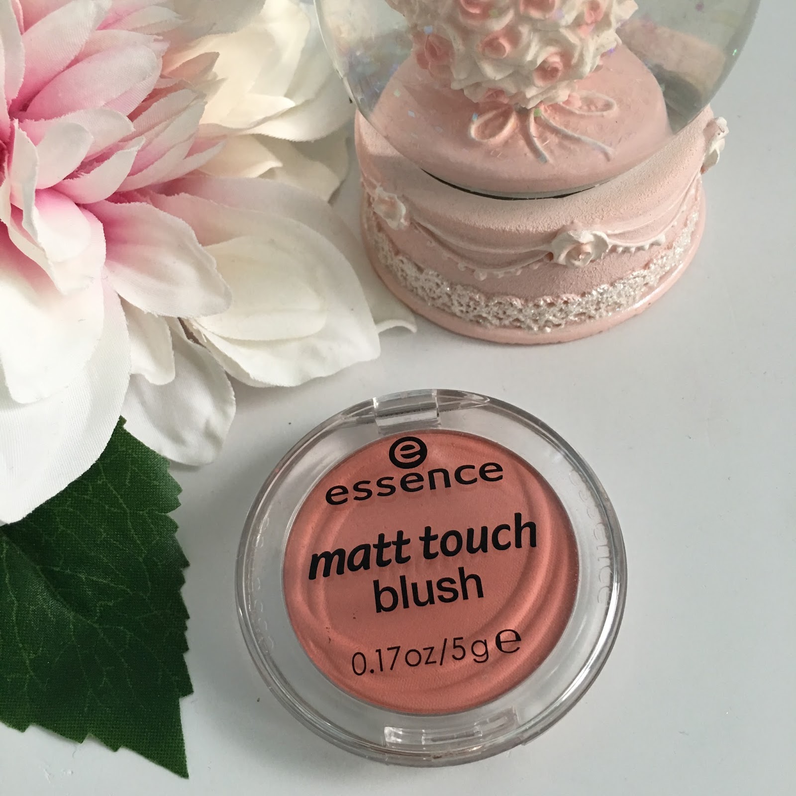 Gamze Çelikdemir Essence Matt Touch Blush Peach Me Up