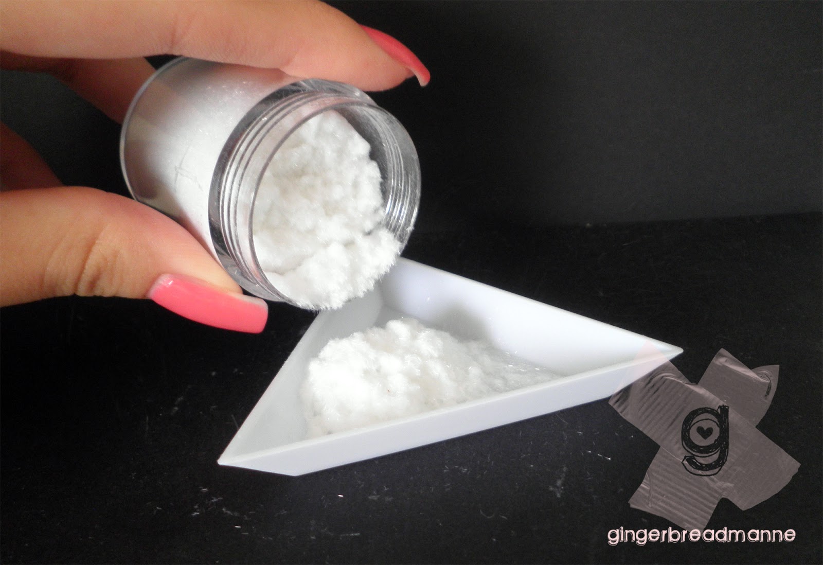 gingerbreadmanne ♥ Warm fuzzies + flocking powder review