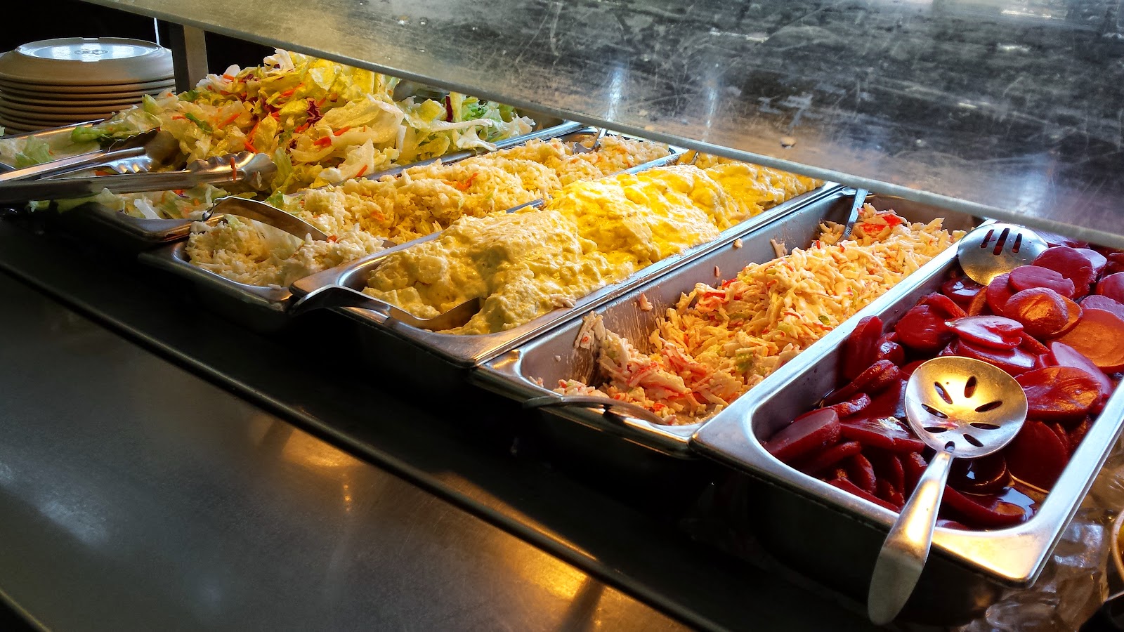 The HappiTraveler Daddy's Country Kitchen Acworth,