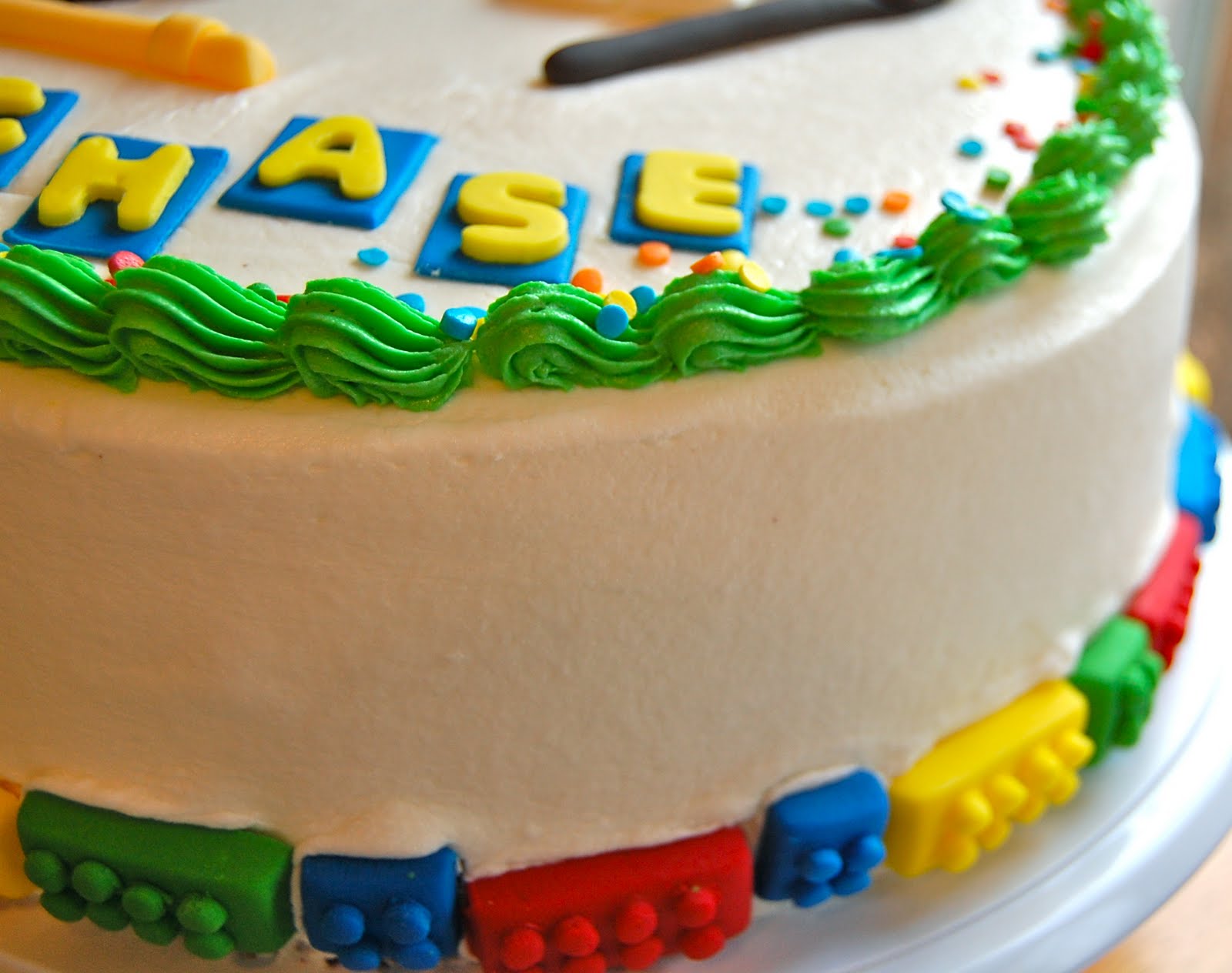 Chef Mommy: From The Mail Bag: How To Make Fondant Legos