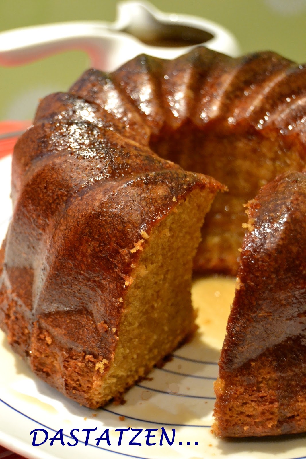 DASTATZEN.... BUNDT CAKE DE CUBA LIBRE SIMPLEMENTE DELICIOSO (Receta