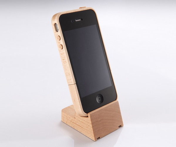 Wood iPhone 4 Case & Stand Blue Ant Studio
