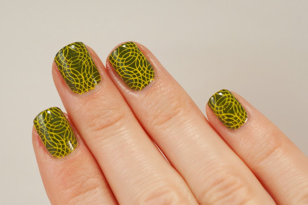 70s wallpaper nail art with emily