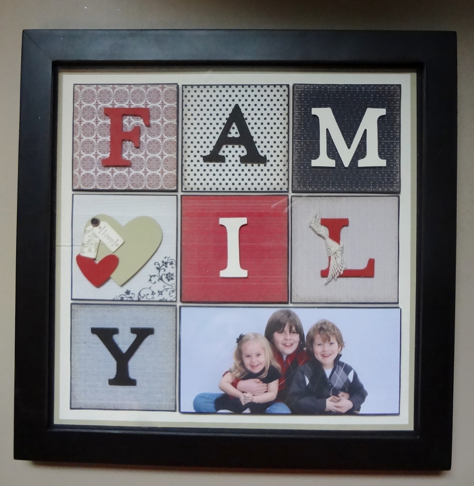 Beth's Paper Cuts Family frame