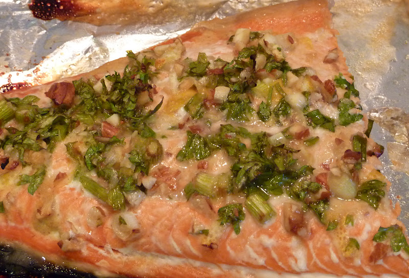 LIFE IS GOOD SALMON WITH ALMOND AND PARSLEY TOPPING