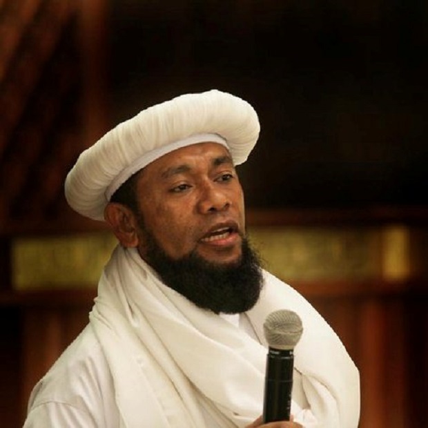 Ustadz Fadlan Minta Tolikara Diubah Jadi Kecamatan Lagi Ustadz Fadlan Minta Tolikara Diubah Jadi Kecamatan Lagi