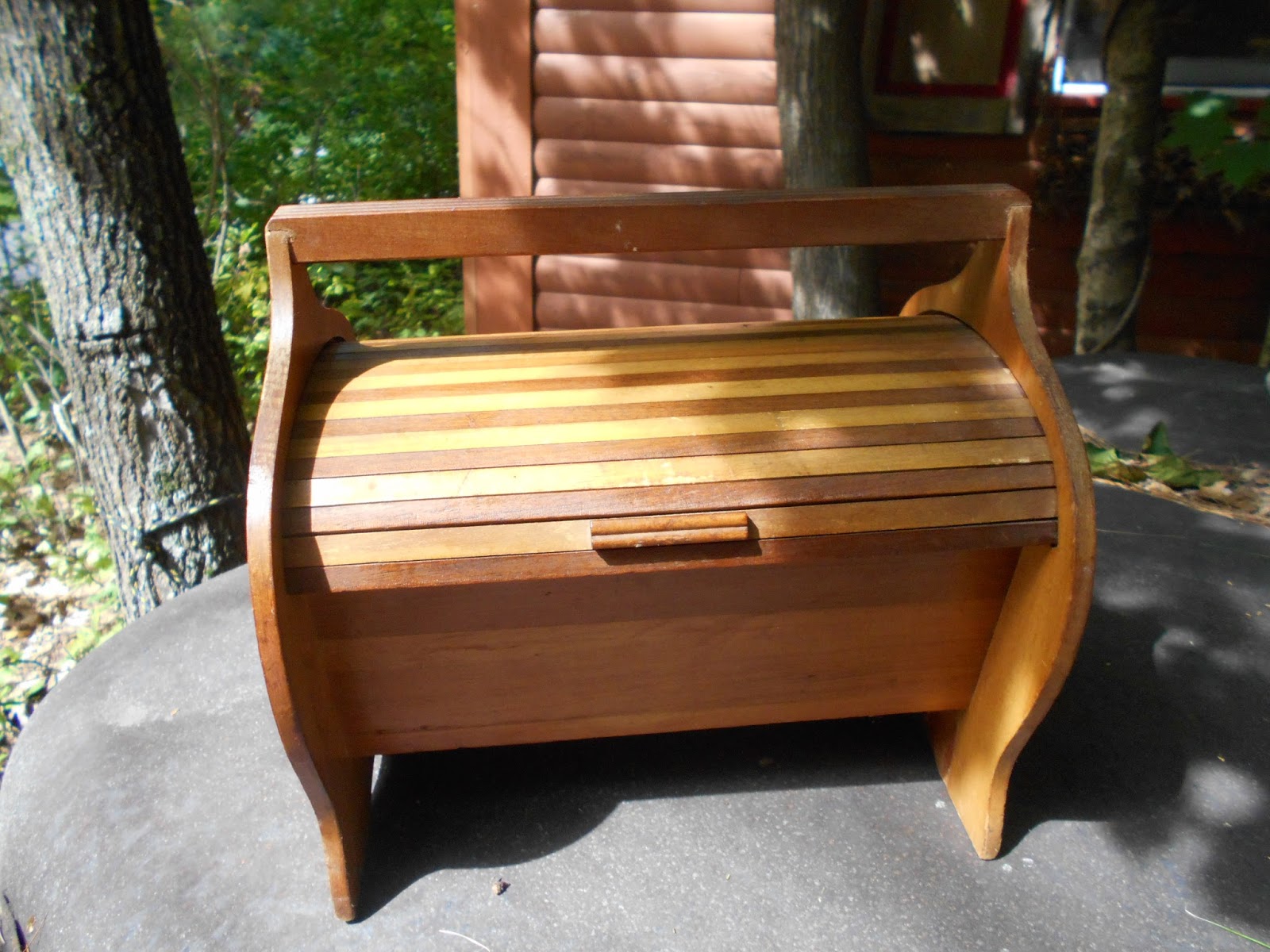 Log Cabin Antiques & Gifts Sewing box with roll top