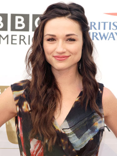 Crystal Reed Hd Wallpapers