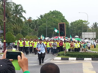 Gambar Perarakan Calon Pas Dan Barisan Nasional Pilihanraya Kecil Kuala Besut