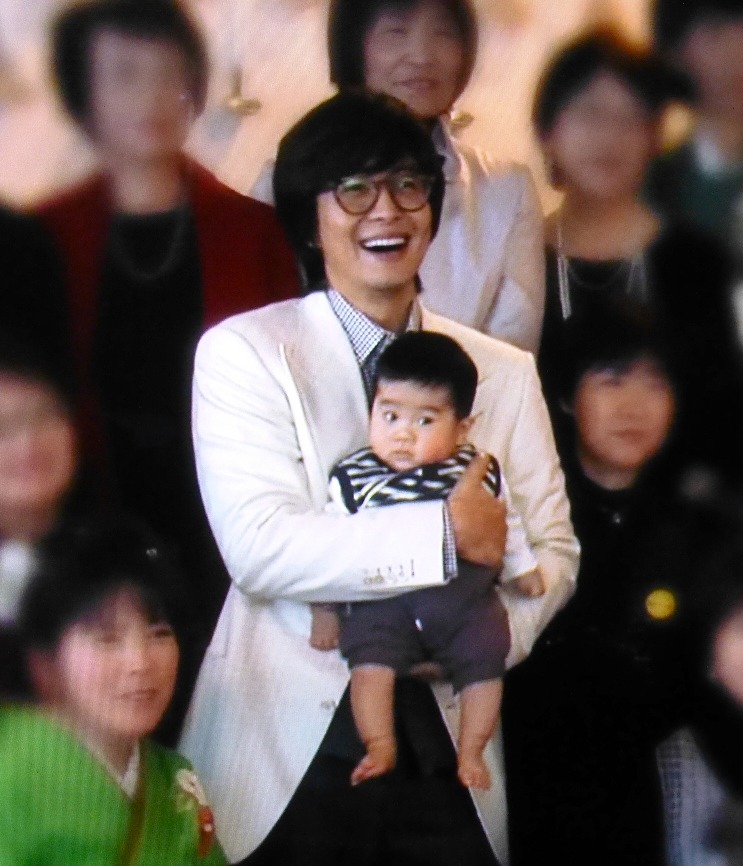Bae Yong-joon Happily Married to Park Soo-jin Since 2015, Know about